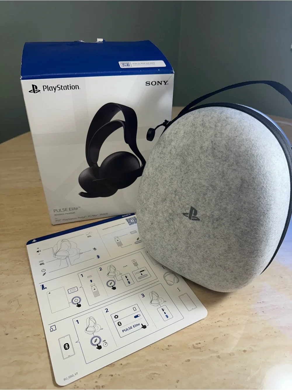 Sony Pulse Elite Wireless Headset Compatible with PlayStation 5, PC/Mac/Mobile