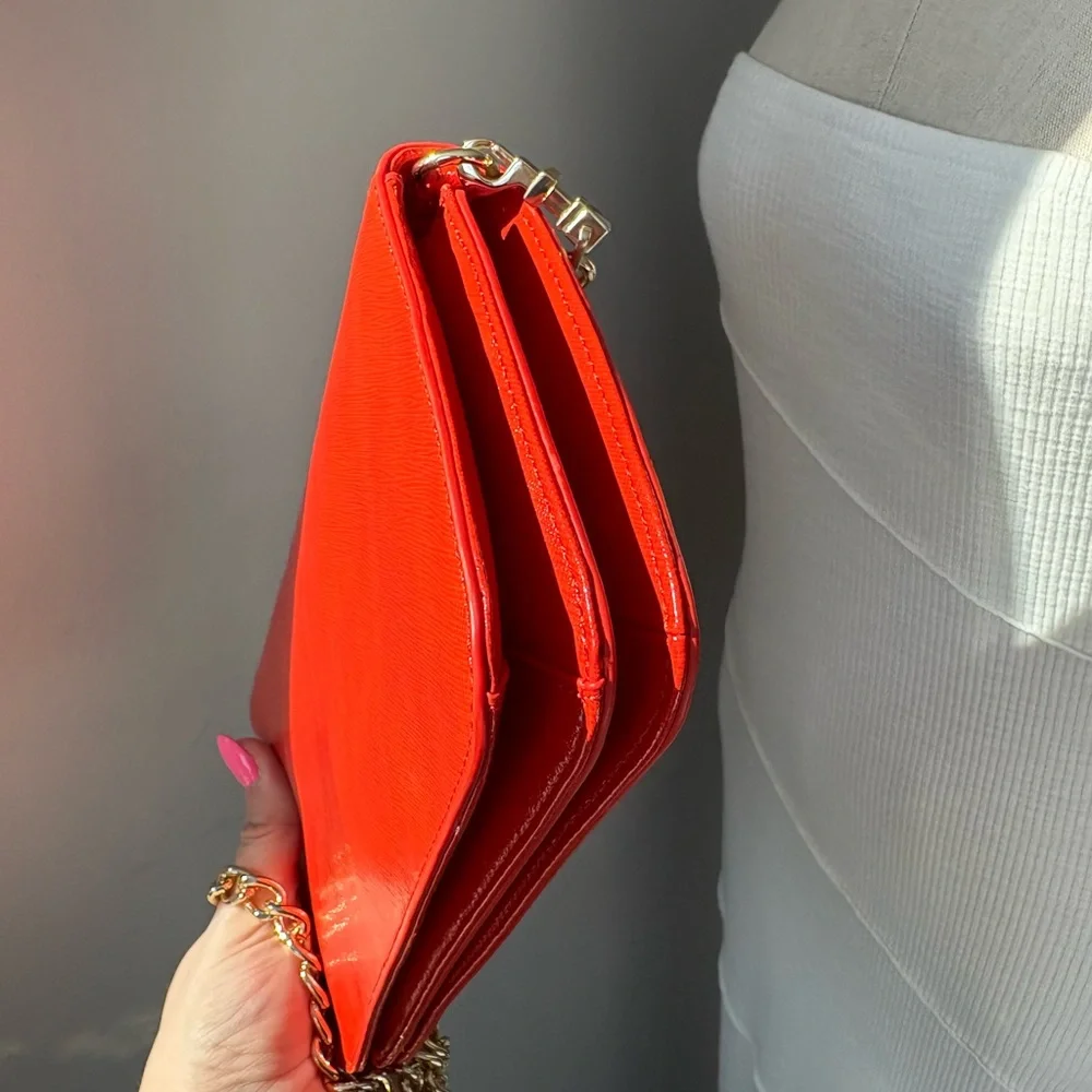 Tory Burch Vibrant Orange Leather Chain Shoulder Crossbody Bag