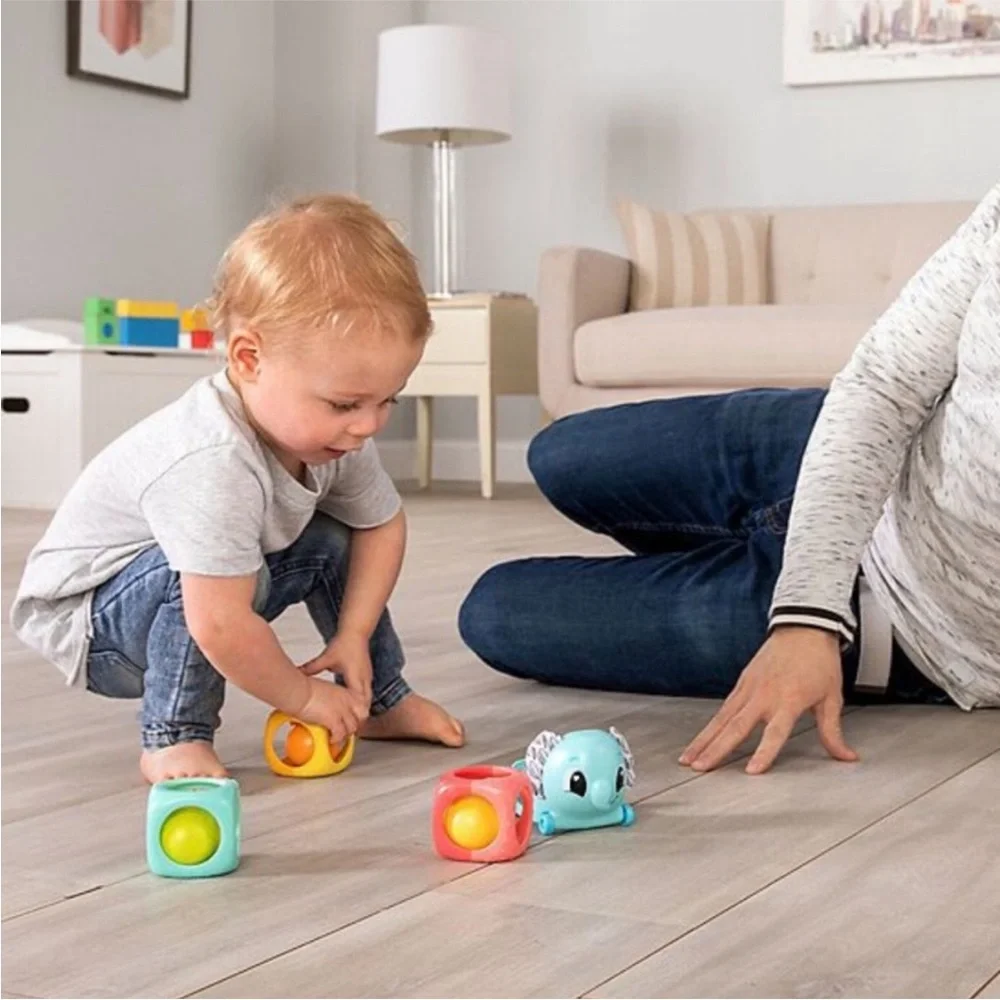 Lamaze bright engaging