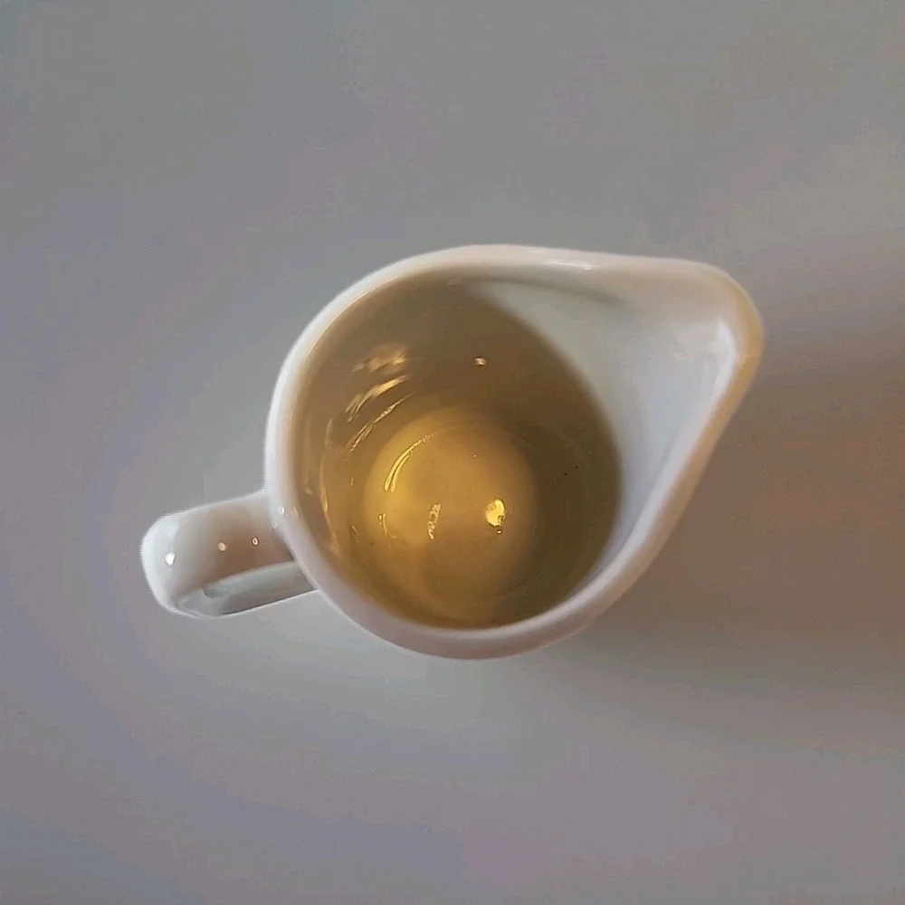 Vintage Encore Japanese Porcelain Creamer Blue &‎ Green Butterfly Design 3.5