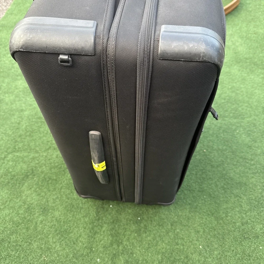 Tumi alpha expandable