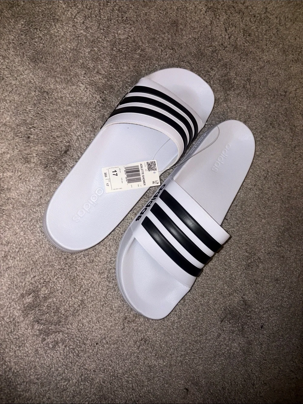 adidas lightweight slide