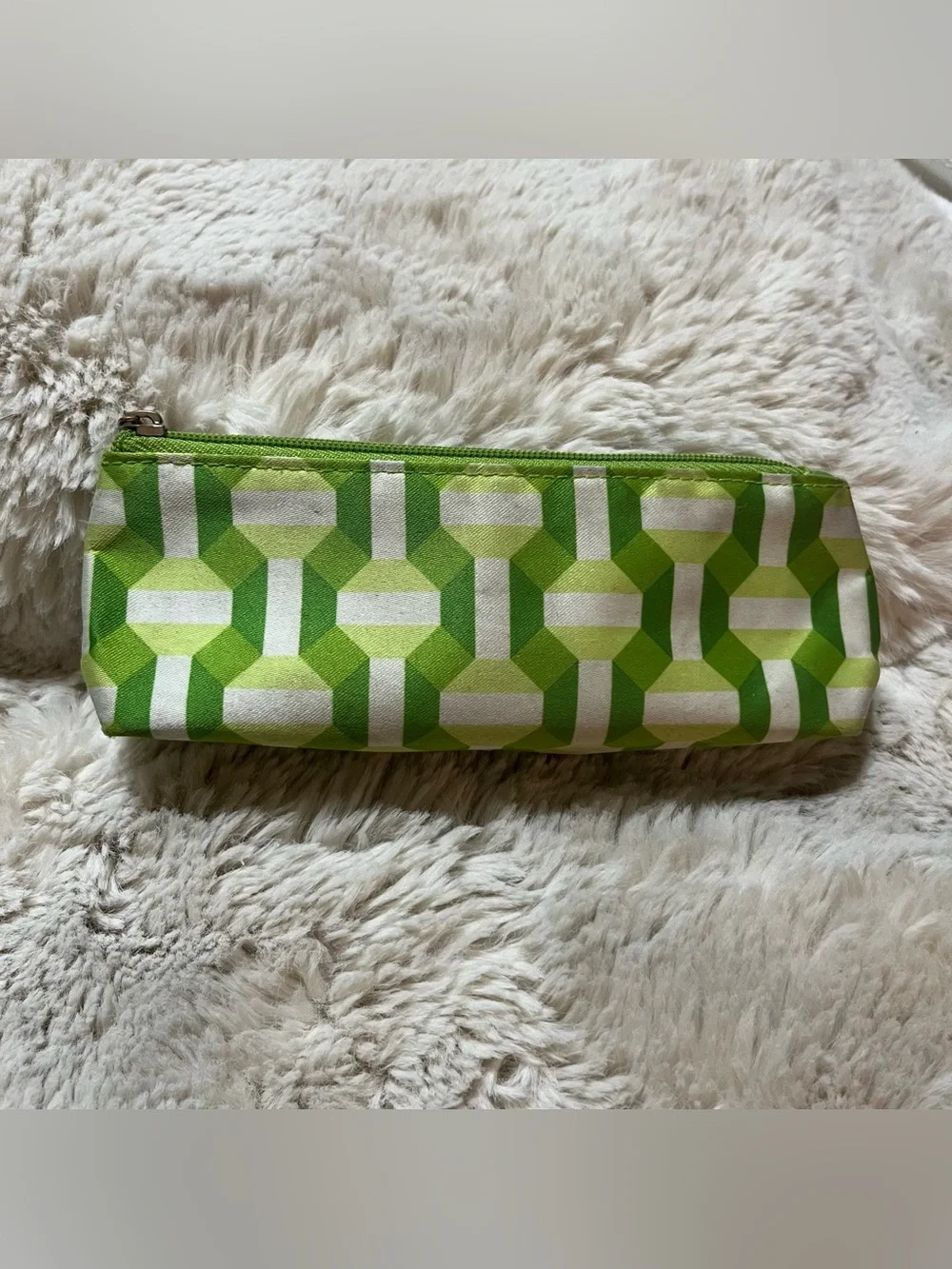 Clinique Green Geometric Cosmetic Pouch 02-17