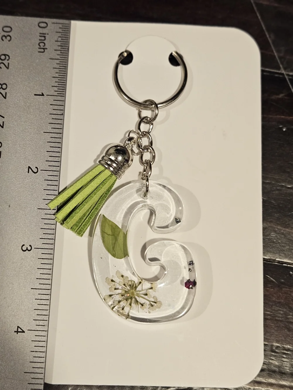 Handmade Floral Resin Keychain with Tassel, Letter G.