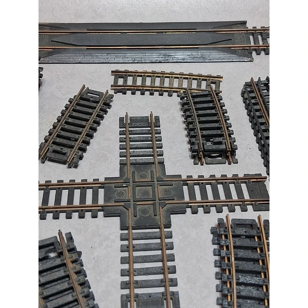 Vintage Lot Of 86 Pieces HO 1/87 Scale Train Brass Curved Straight Track Mixed