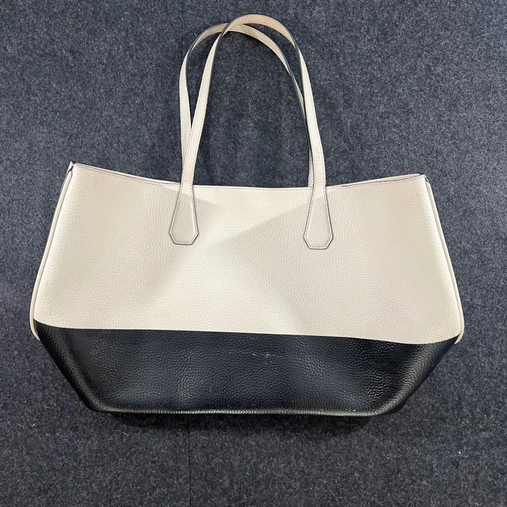 Tory Burch minor paint