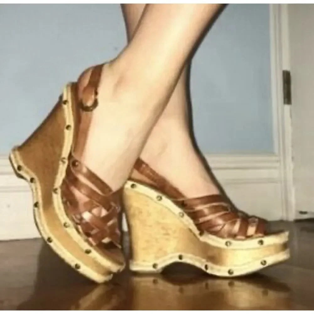Michael Kors Y2K Brown Leather Studded Espadrille Wedge Sandals Size 6