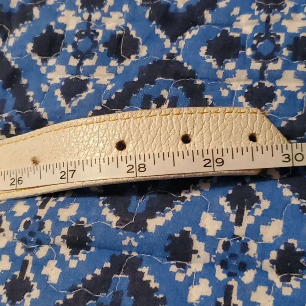 Vintage Jenny and the Boys White Leather Belt Size Medium Goldtone Square Buckle