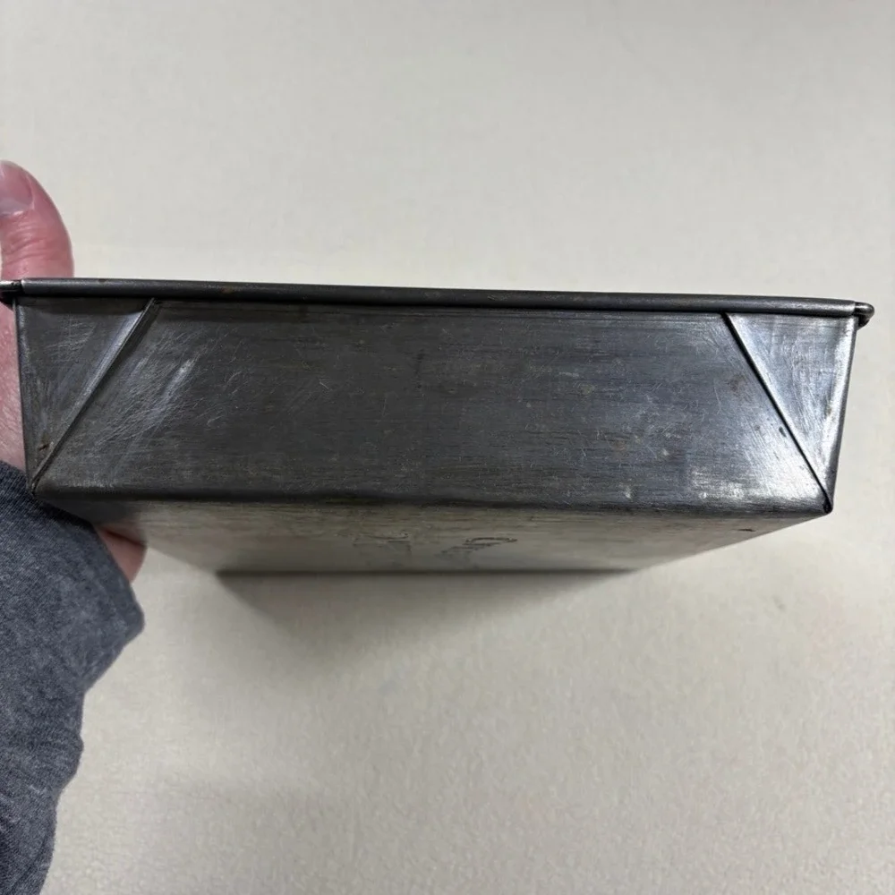 Vintage EKCO 630 Swans Down Cake Flour Square‎ Baking Pan Metal Tin 8 Inch