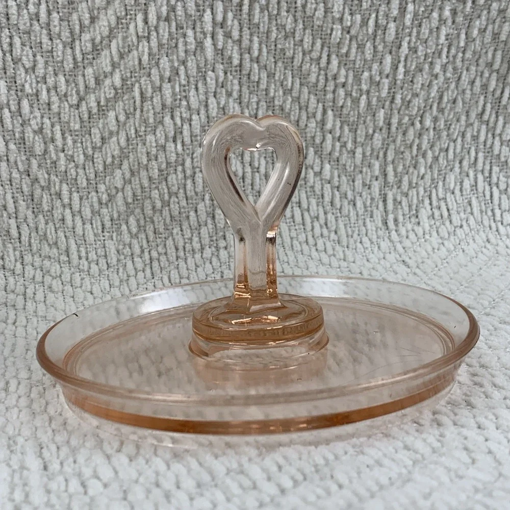 Pink‎ Depression Glass Heart Shaped Handle Candy Nut Tray Dish Trinket Jewelry