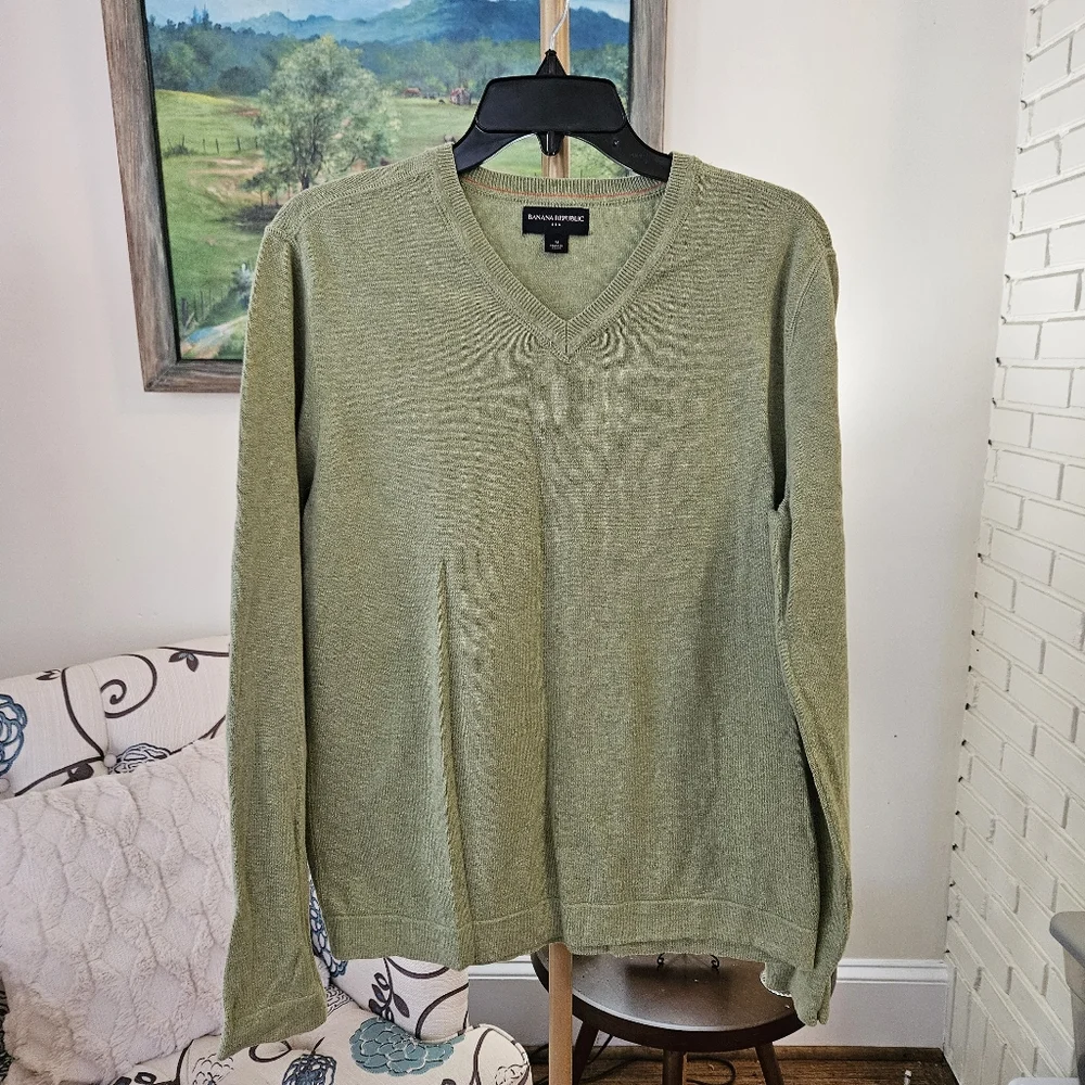 Banana Republic Men's Olive V-Neck Sweater Sz Med