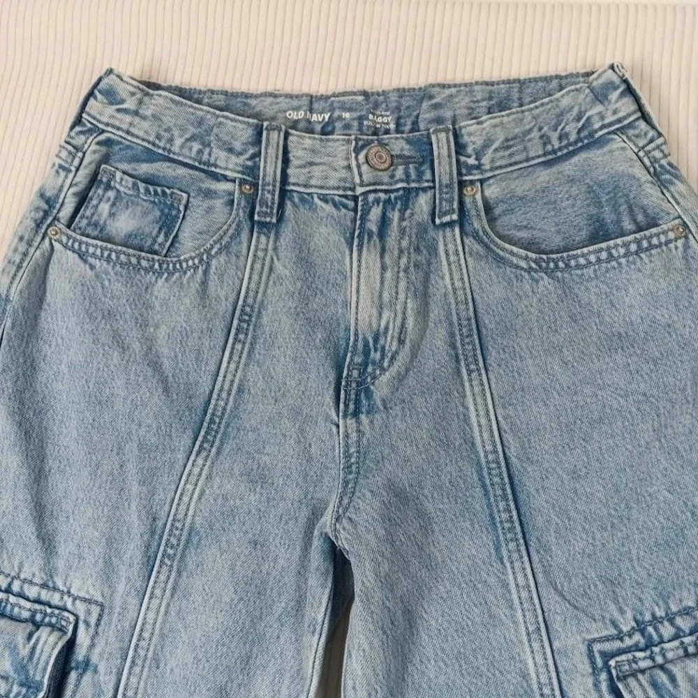 Old Navy brand old