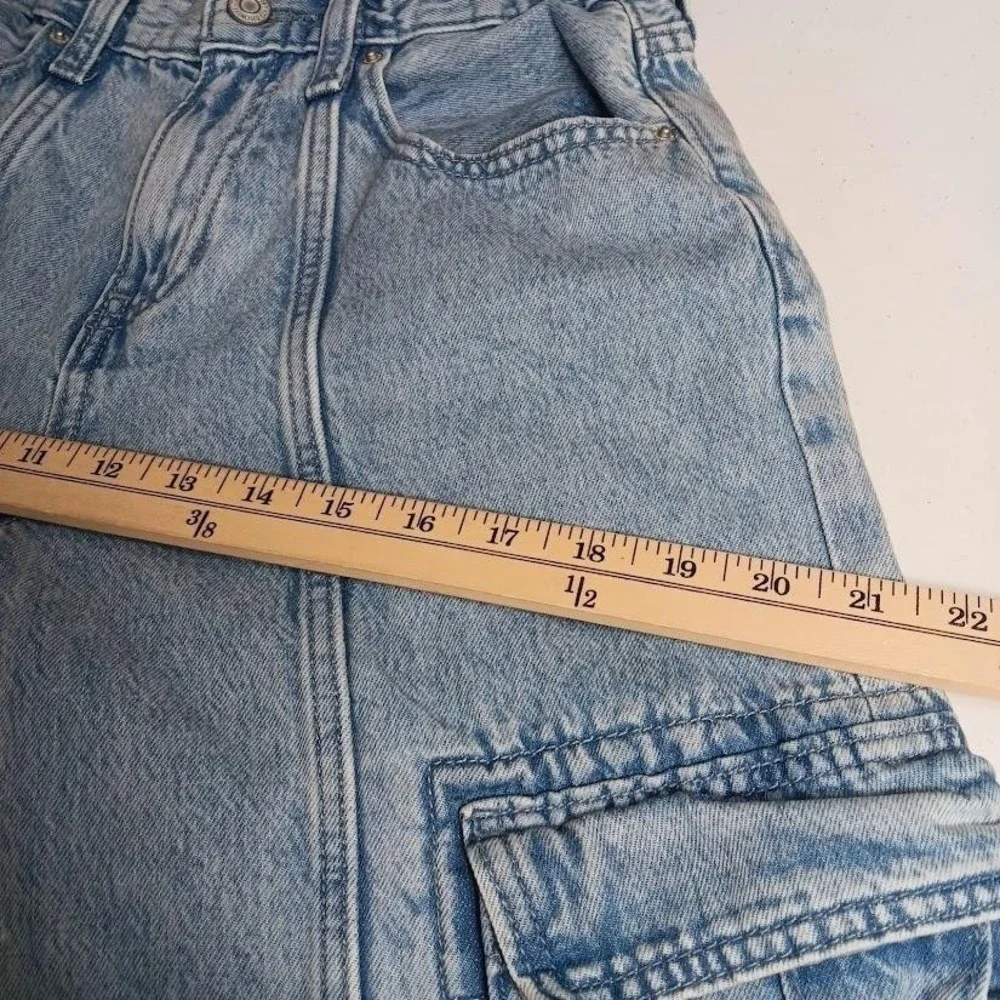 Old Navy brand old