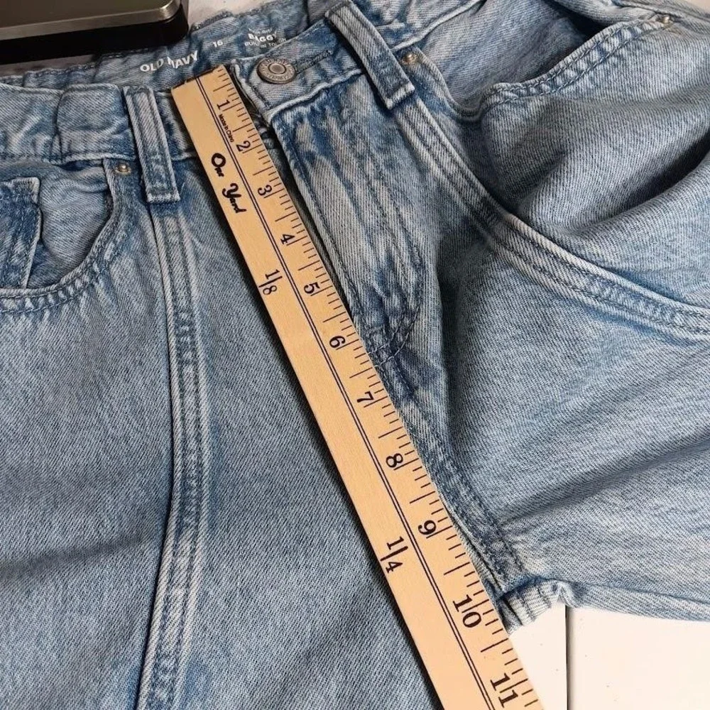 Old Navy brand old