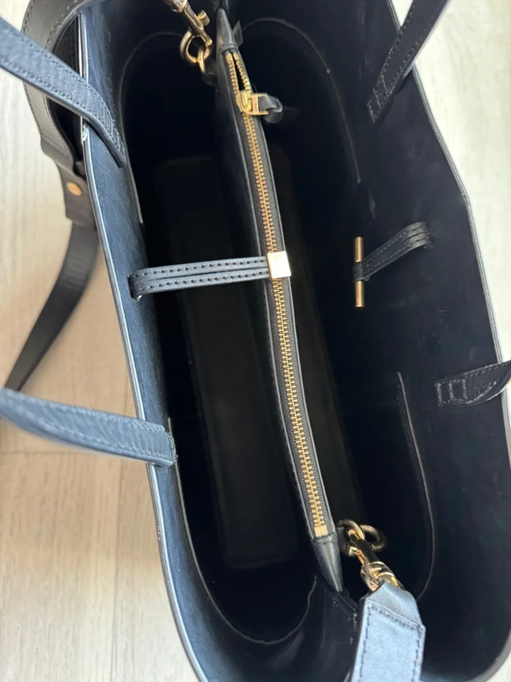 Tory Burch sleek tory
