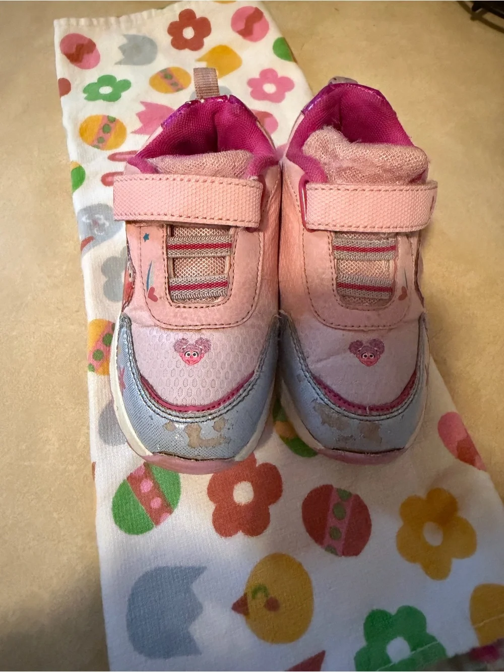 Elmo/Abby Pink Velcro Sneakers