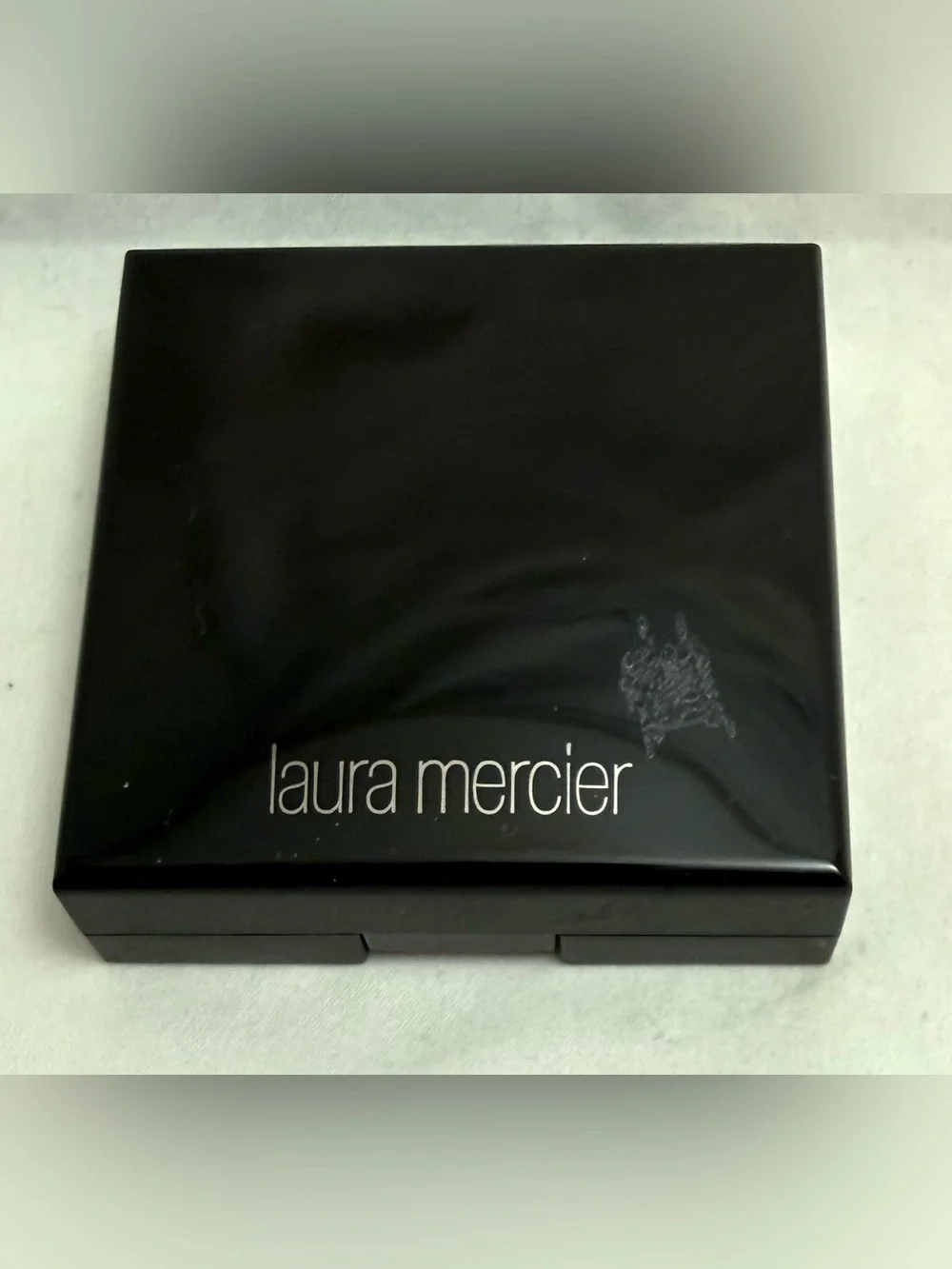 Laura Mercier Candleglow Sheer Perfecting Powder Shade 2