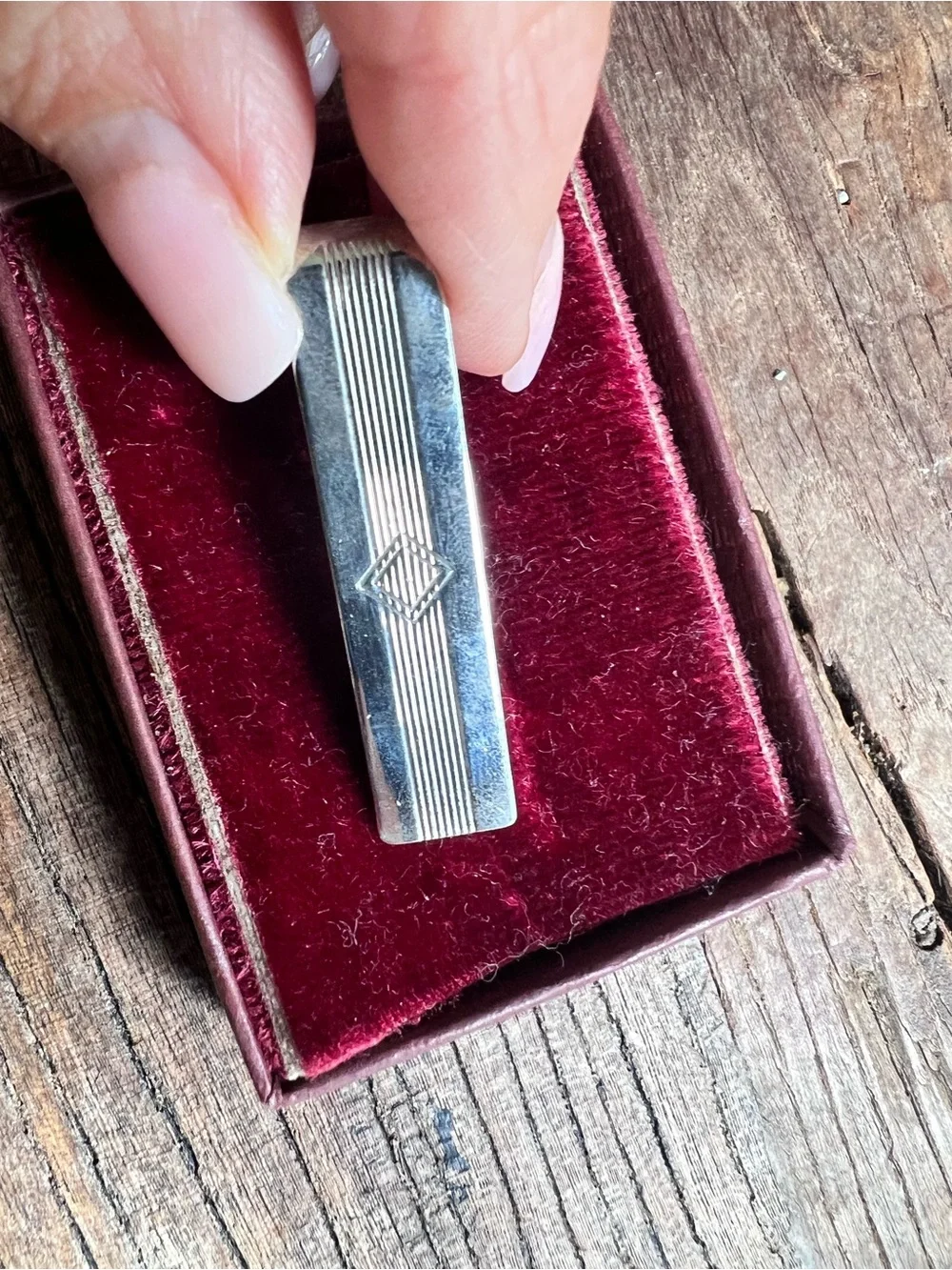 N/A classic silver