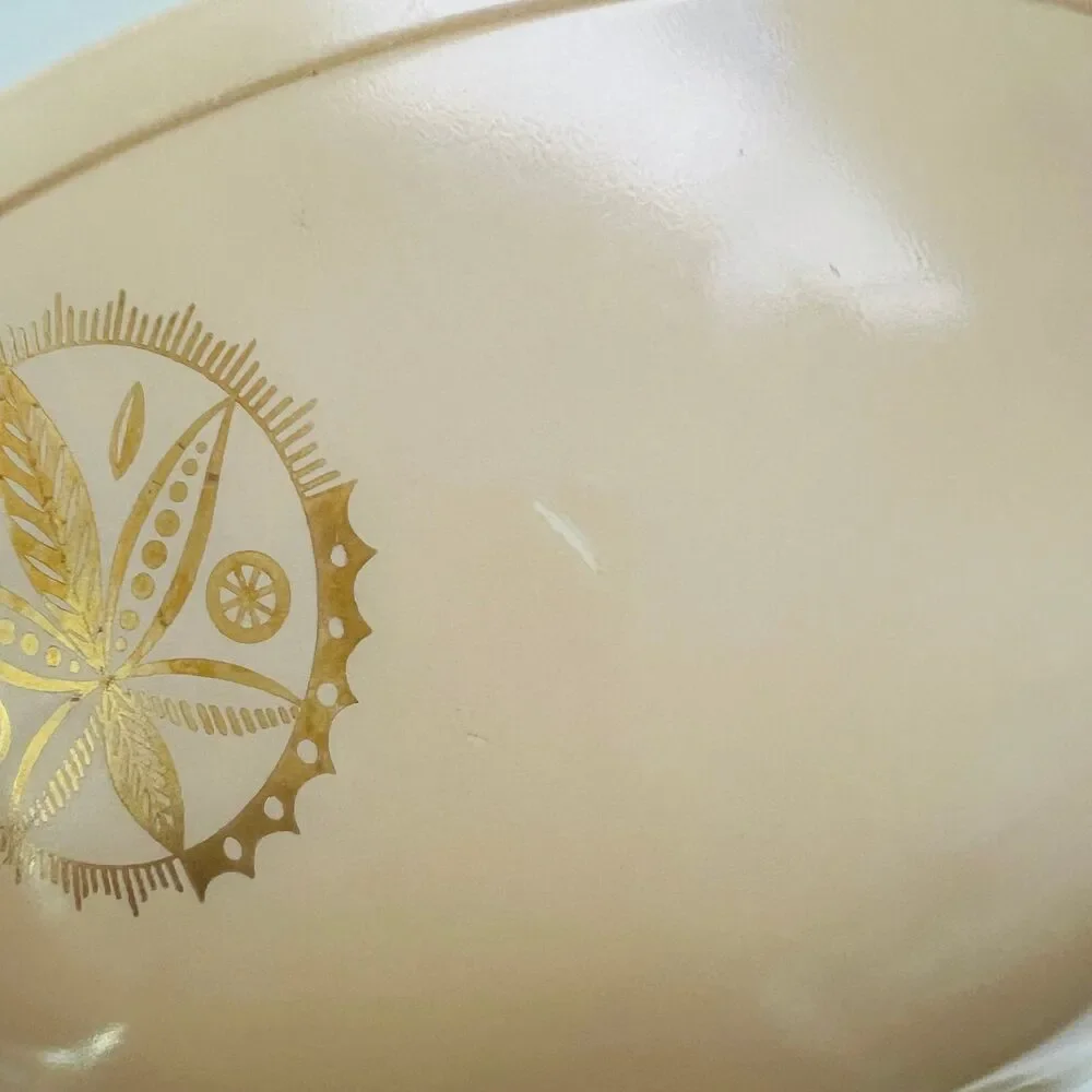 Pyrex beige gold