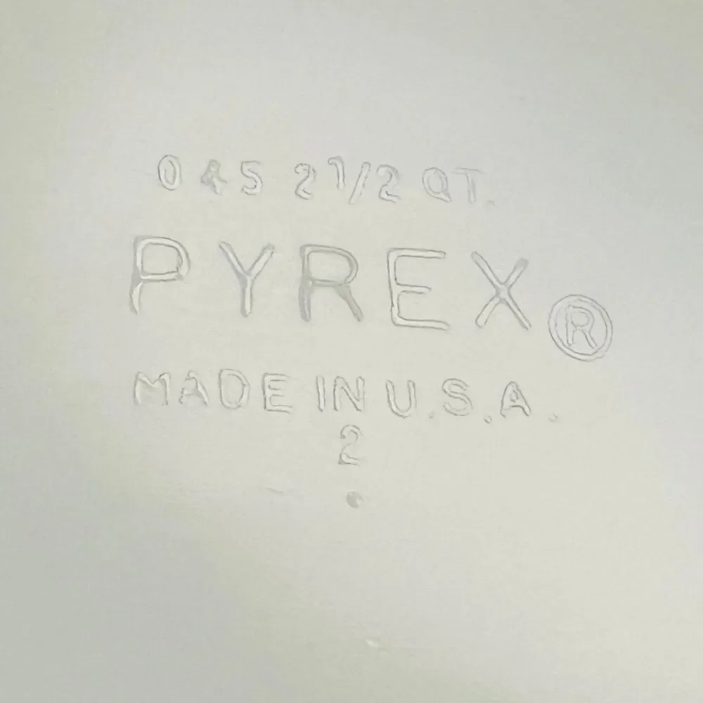 Pyrex black white
