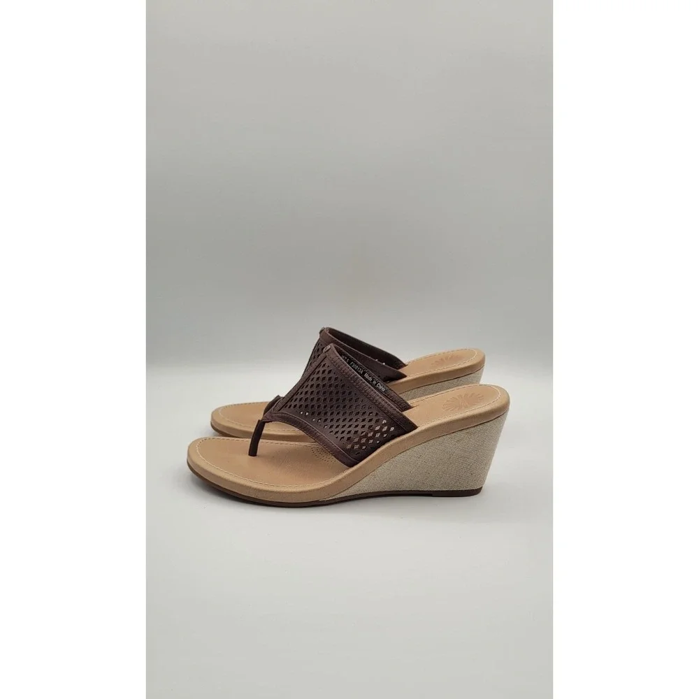 UGG intricate embossed rich