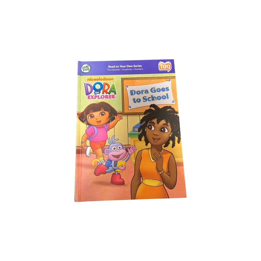 LeapFrog Tag Dora‎ the Explorer Dora Goes to School Read on Your Own Series Book