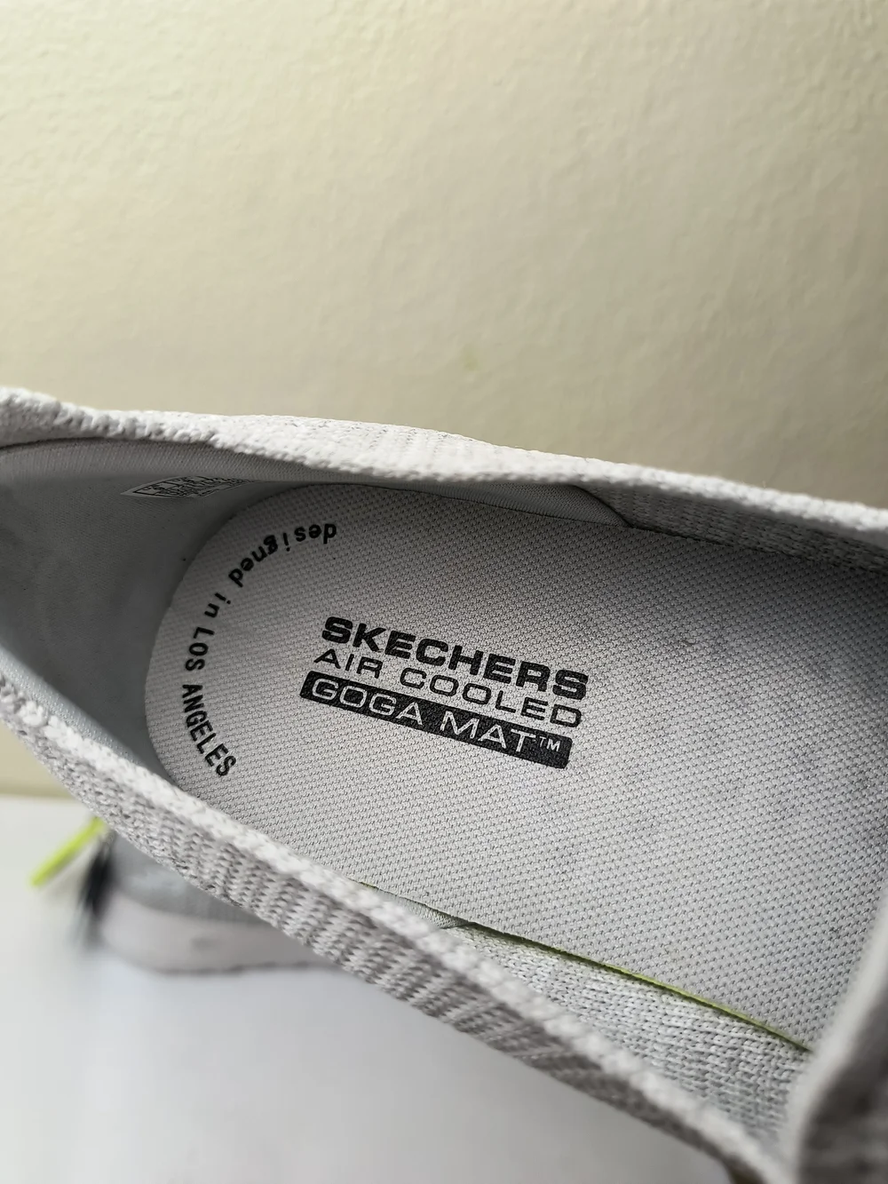 Skechers light gray