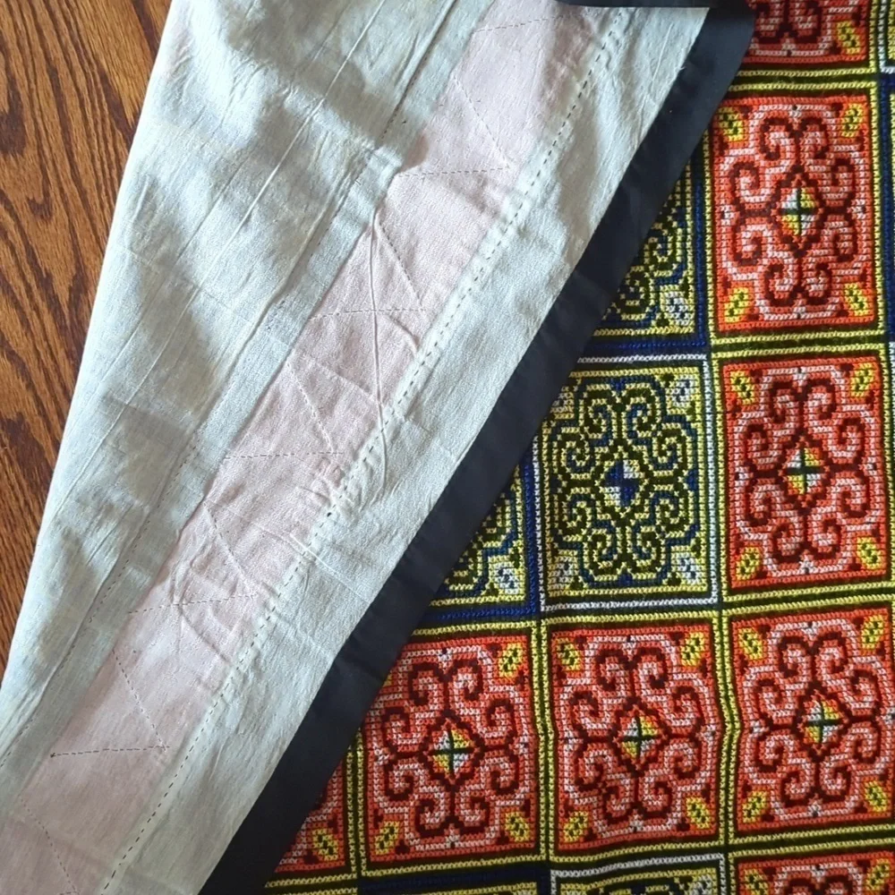 Hand made needlepoint colorful black/ red/yellow Exquisite Luxury quilt runner