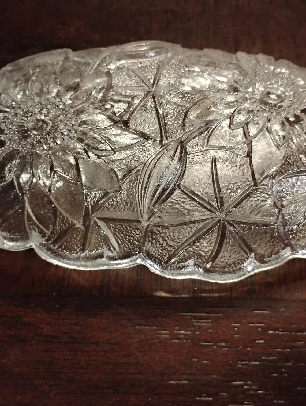 Indiana Glass delicate design oval
