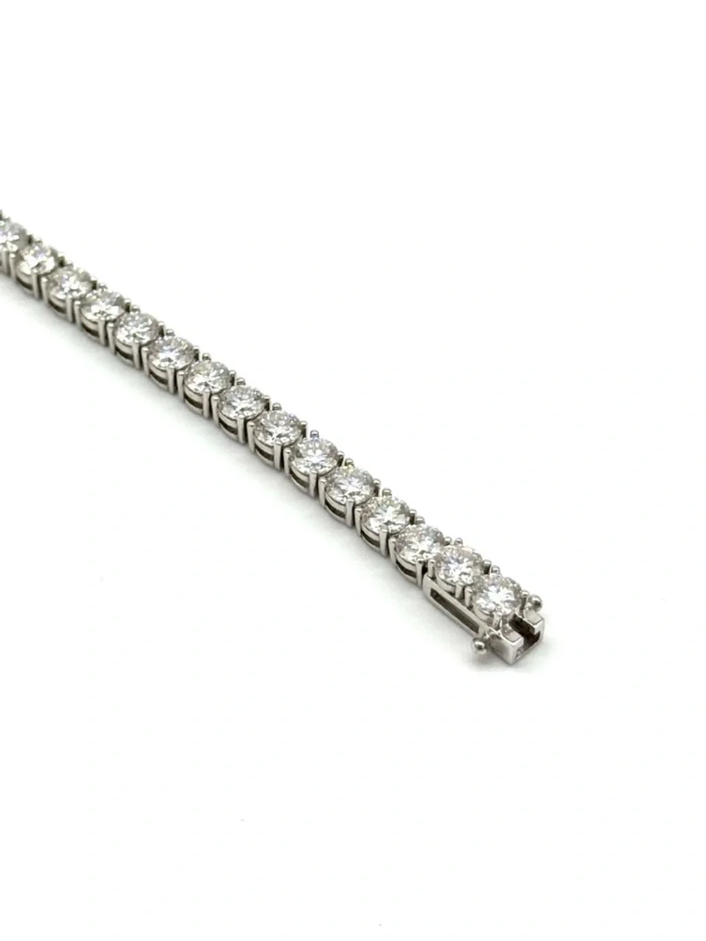 925 Silver, 13.5CTW Moissanite Tennis Bracelet - 7.5”