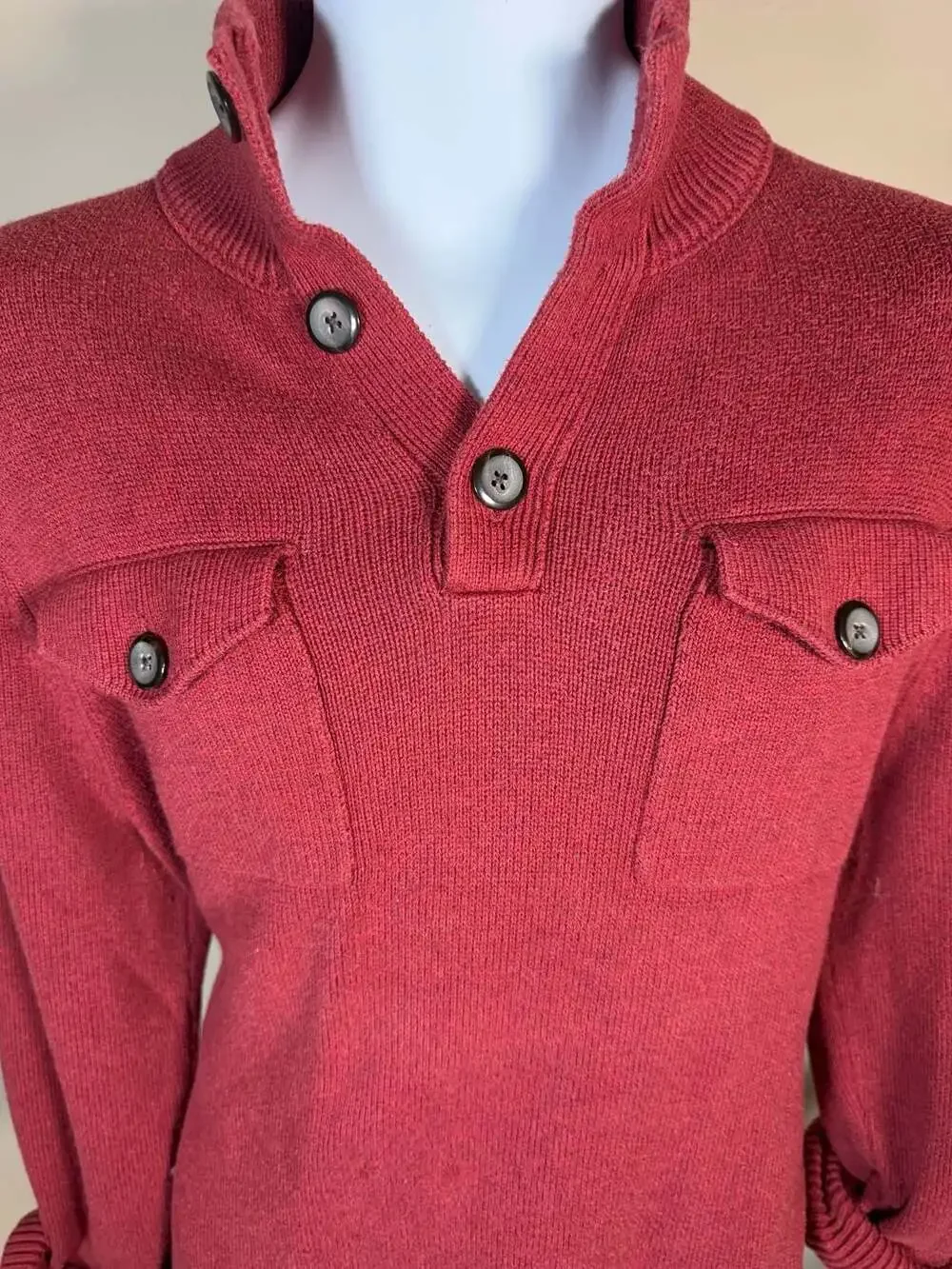 Banana Republic MendHenley Sweater w/Dual Chest Pockets in Burgundy, Large