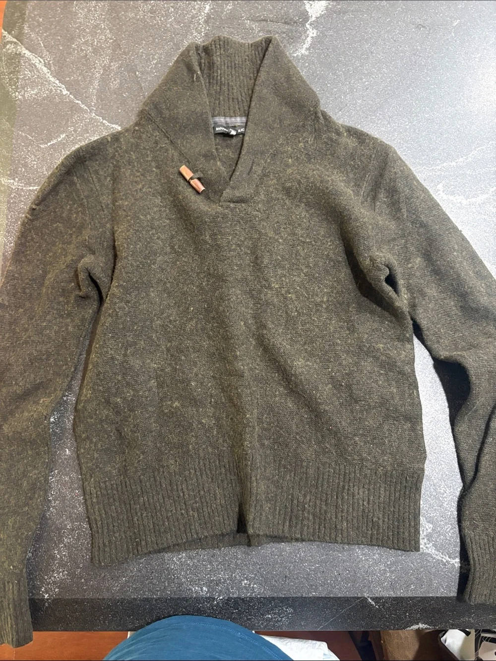 Men's Banana Republic Shawl Collar Pullover Sweater in Olive Green