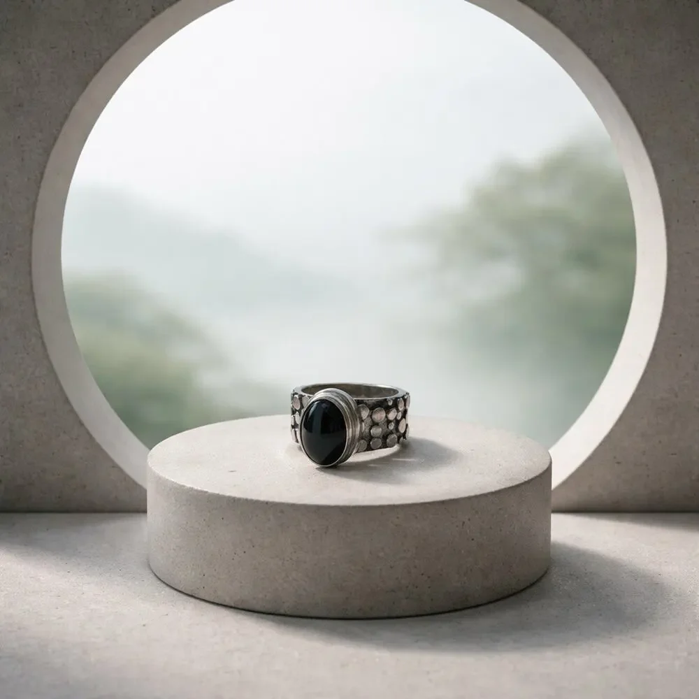 Oval Onyx Black Stone Sterling Silver Men’s Ring – size 8.25 Masculine