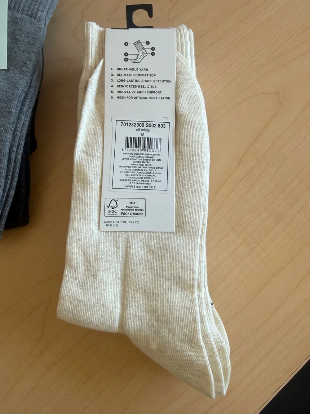 Levis logo striped knit
