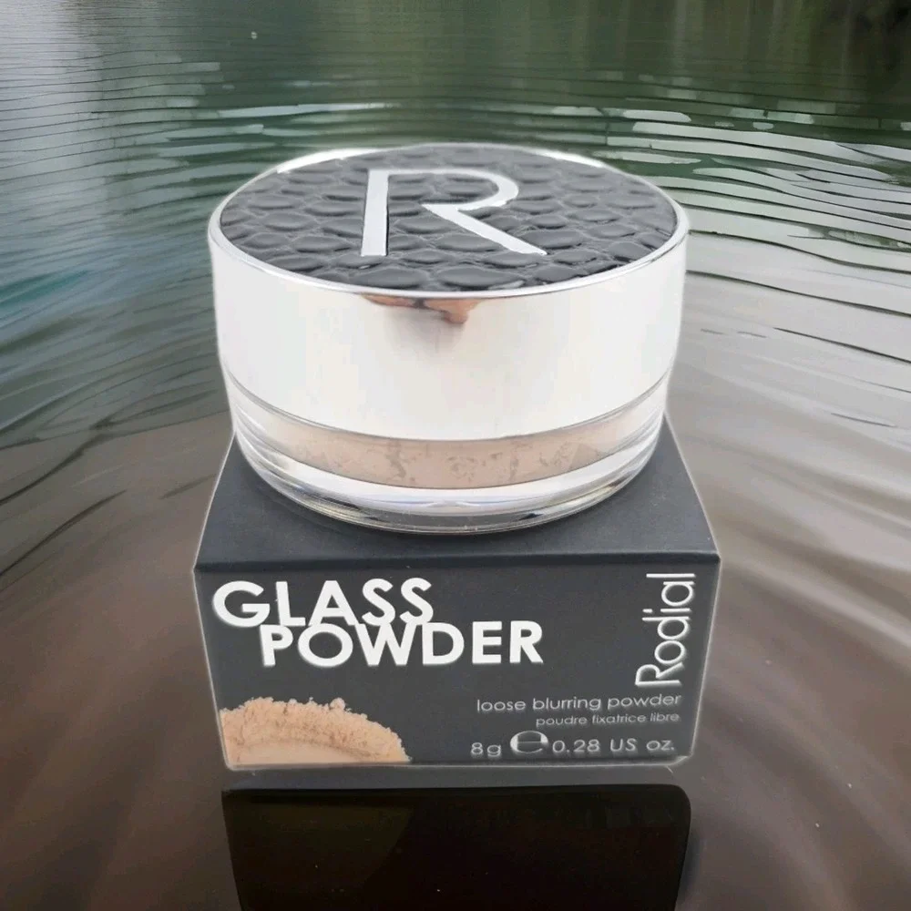 Rodial Glass Powder Loose Blurring ~Setting Powder Full Sz  8 g/0.28 oz