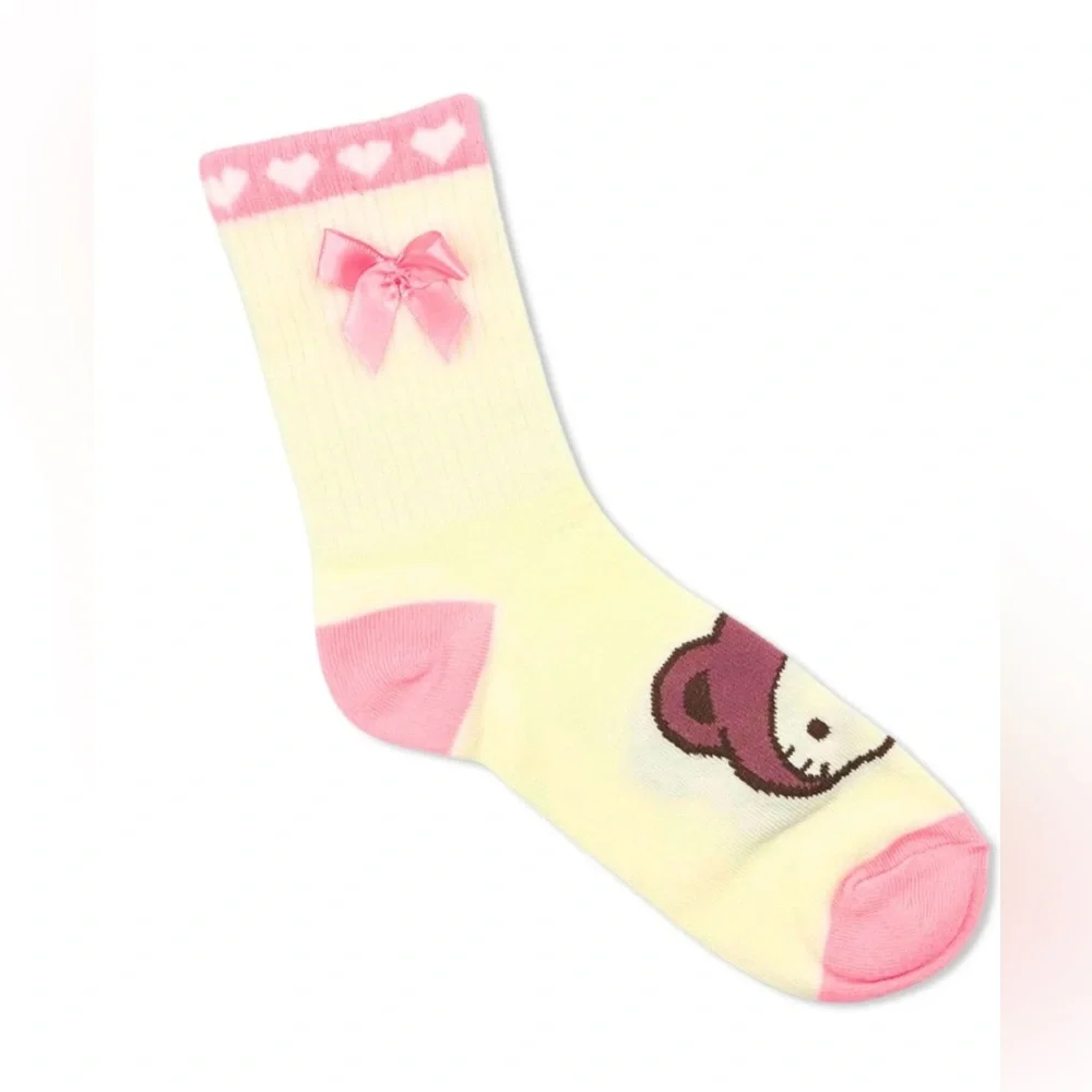 Hello Kitty as loves