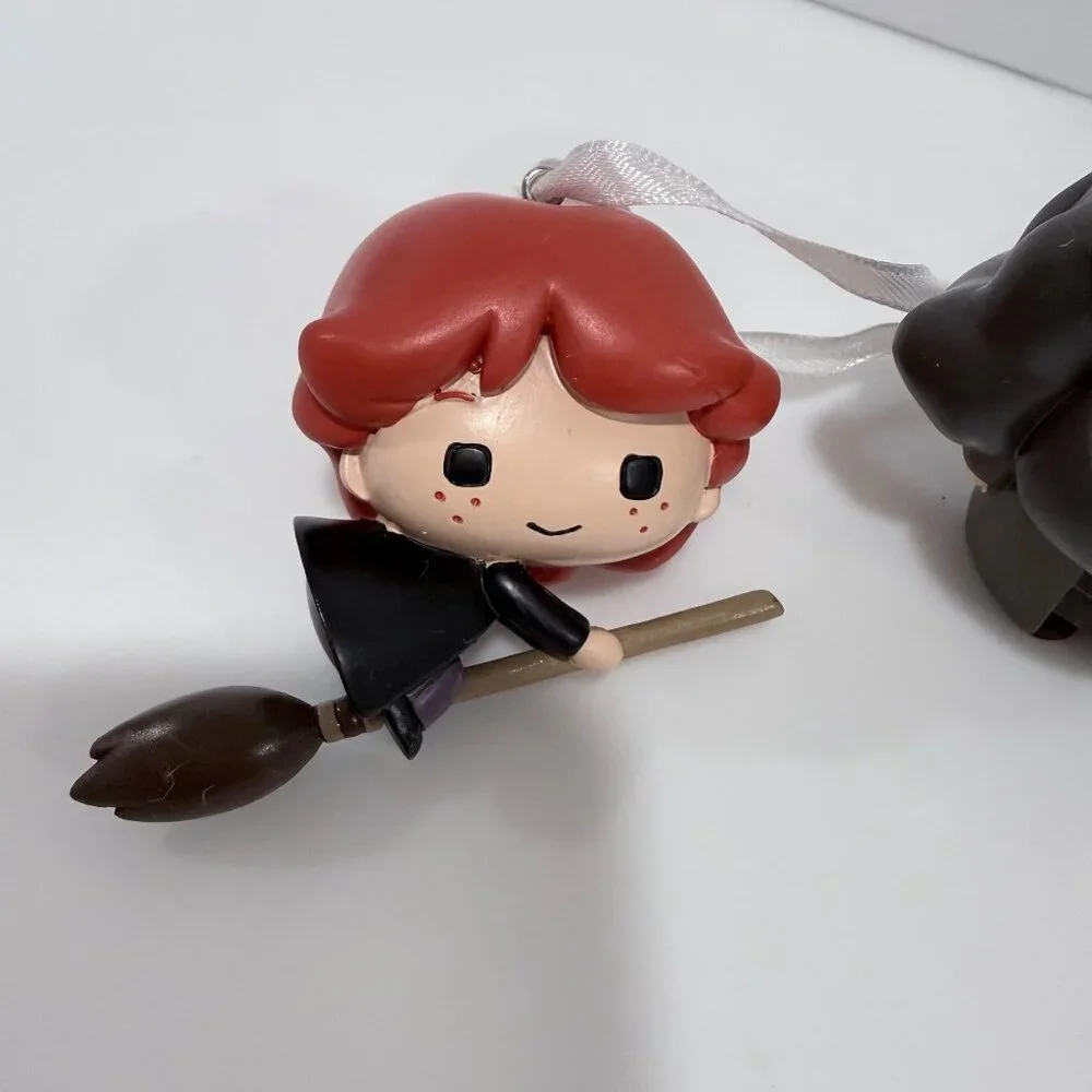 Harry Potter Hallmark‎ Set of 4 Resin/Plastic Christmas Tree Ornaments 2019-2021