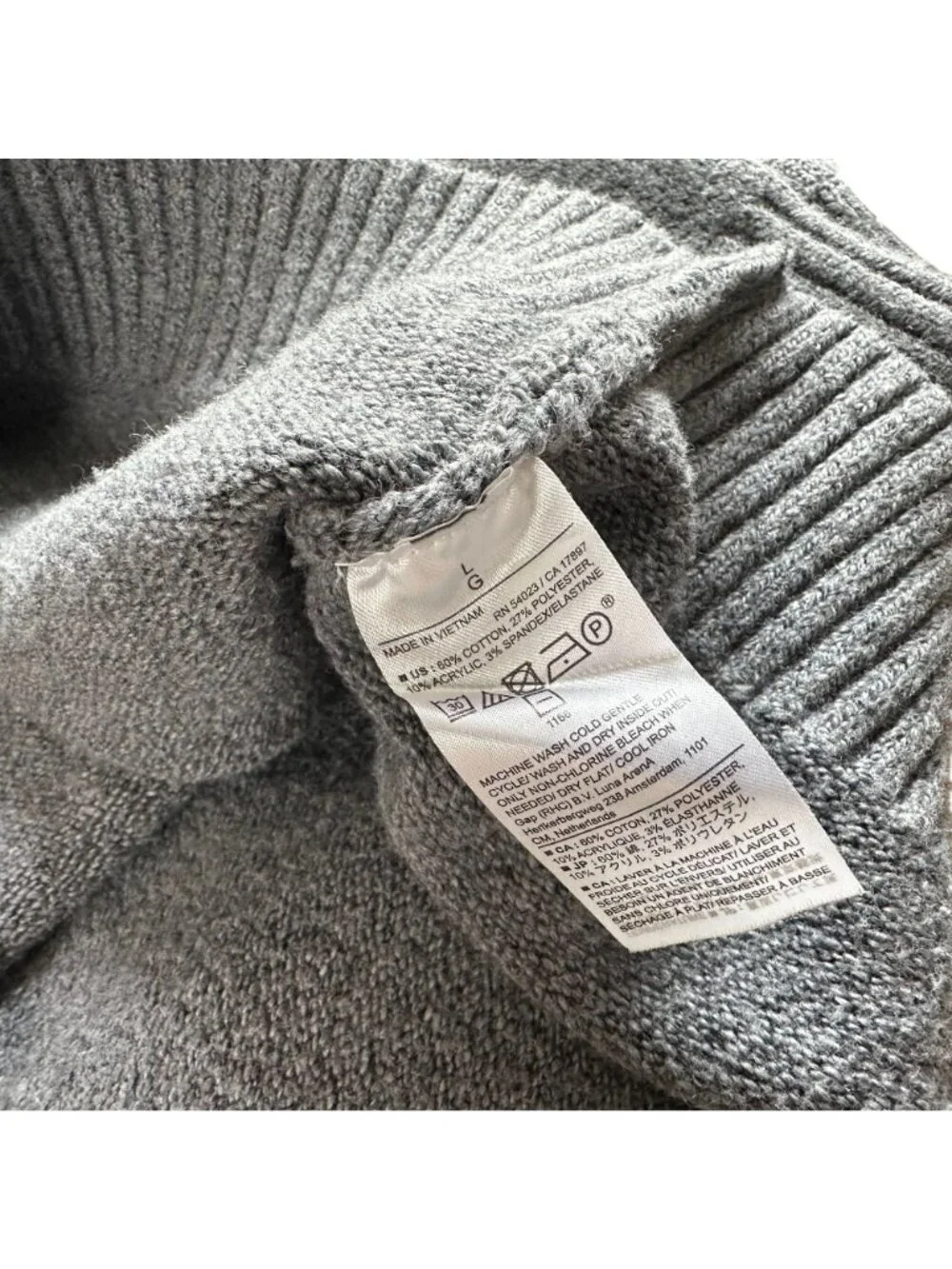 Banana Republic brand banana