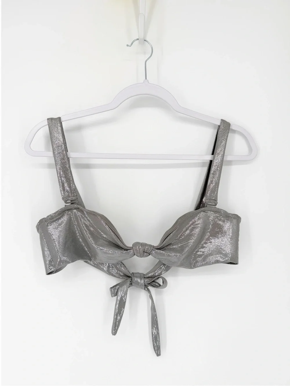 SKIMS Liquid Shine Bandeau Bikini Top Smoke Large Knot Front