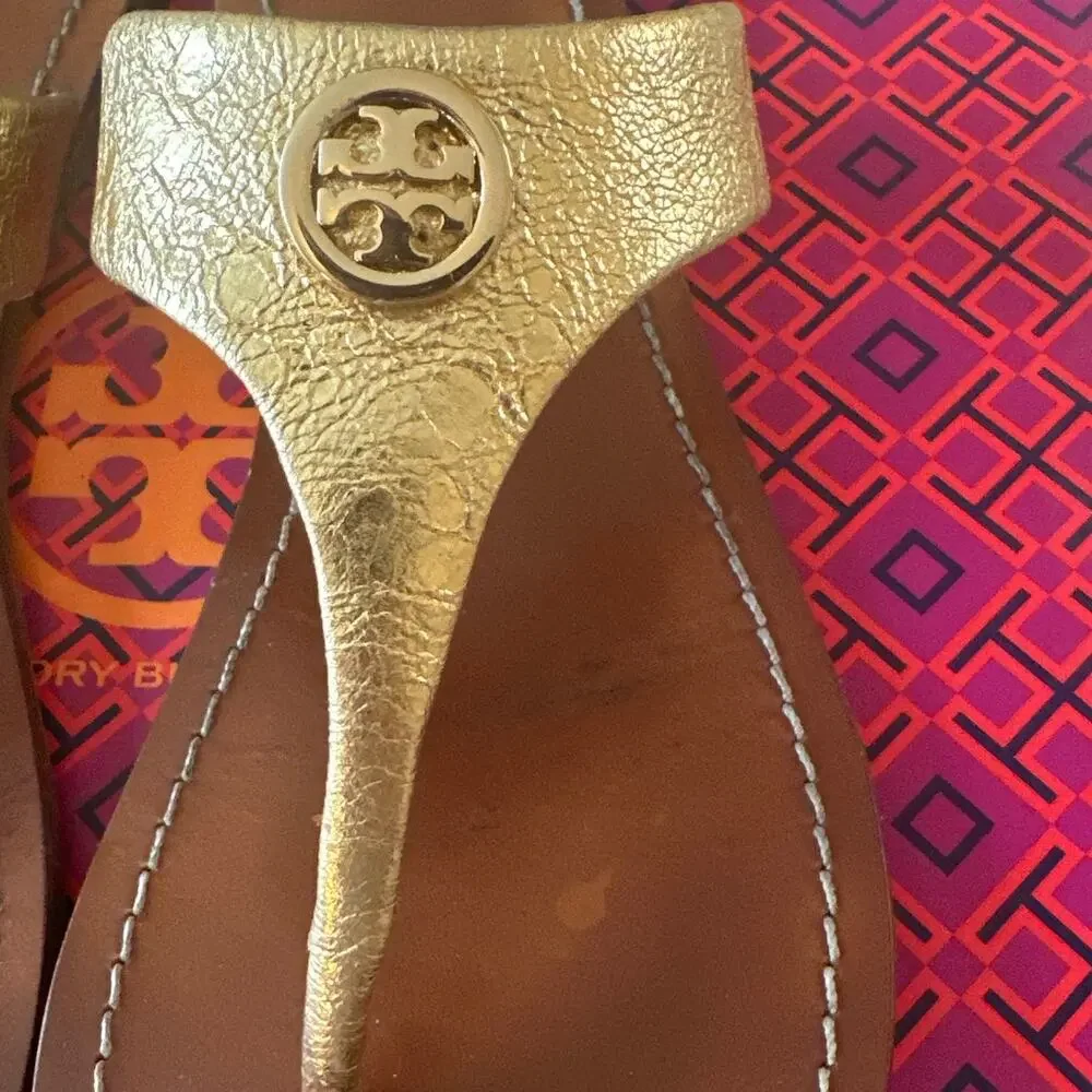 Tory Burch classic tory