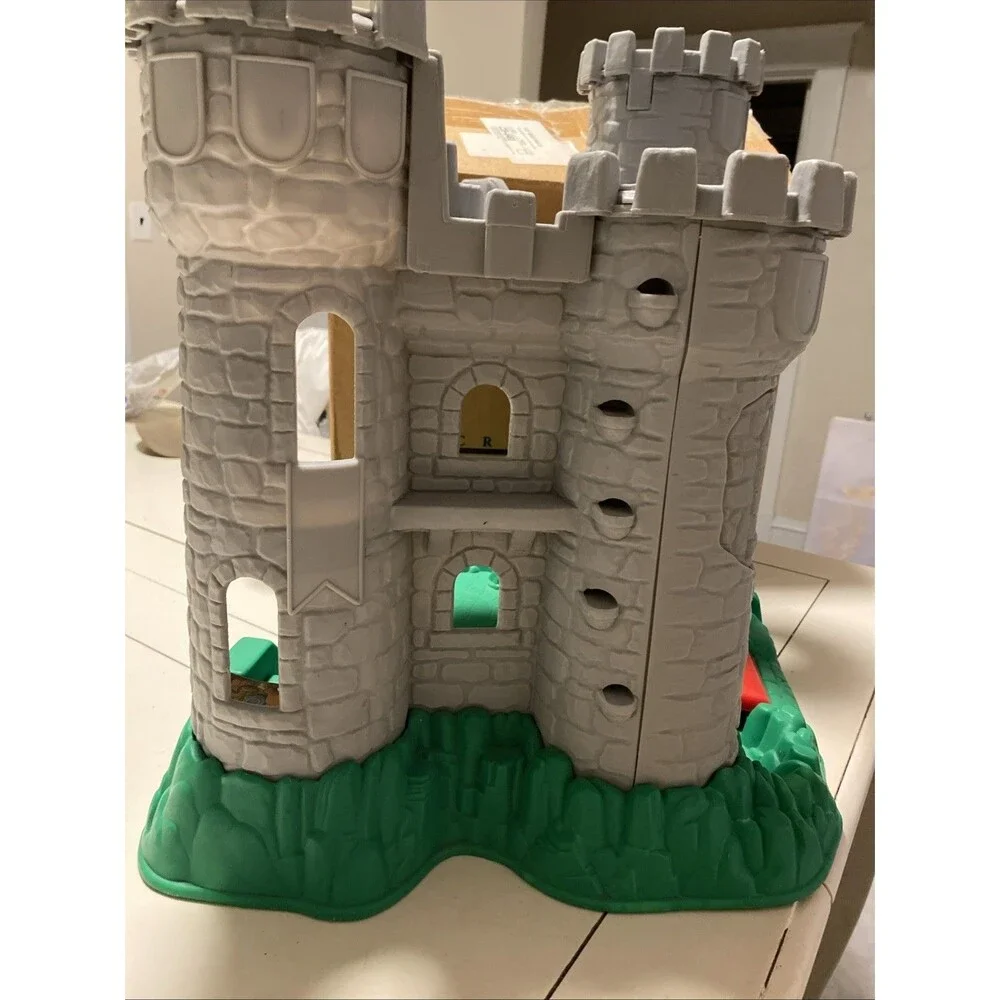 Fisher Price Great Adventures Medieval Castle 1994 Vintage Incomplete