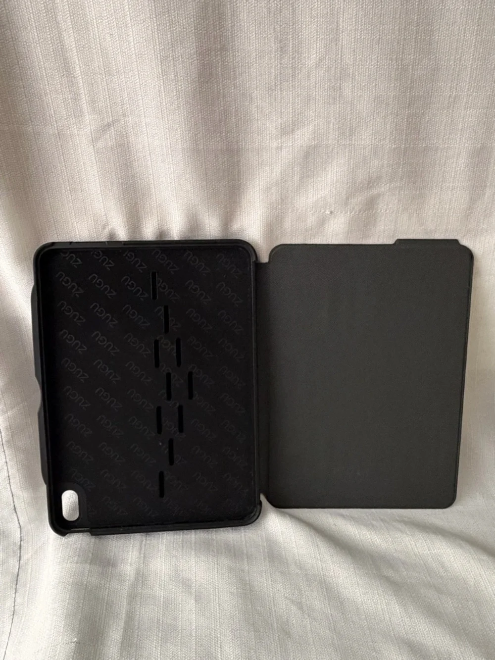 ZUGU black tablet