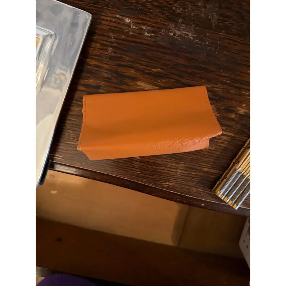 Tory Burch vegan pre gold