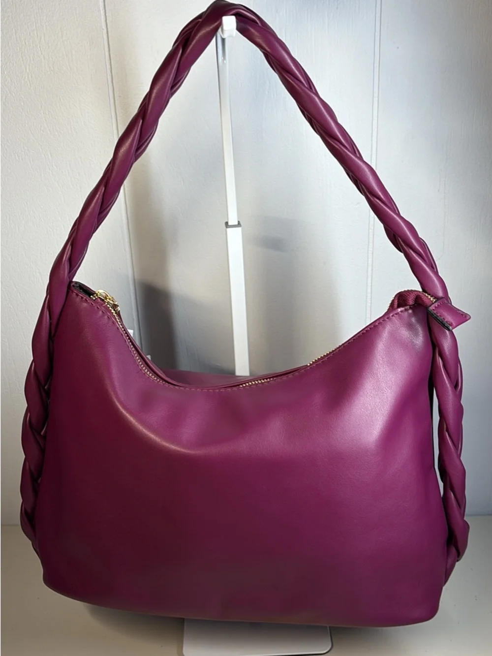 Jen & Co solid new