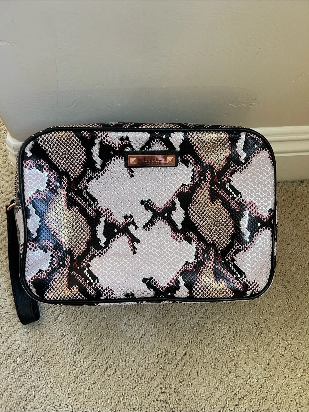 Nicole Miller stylish snake