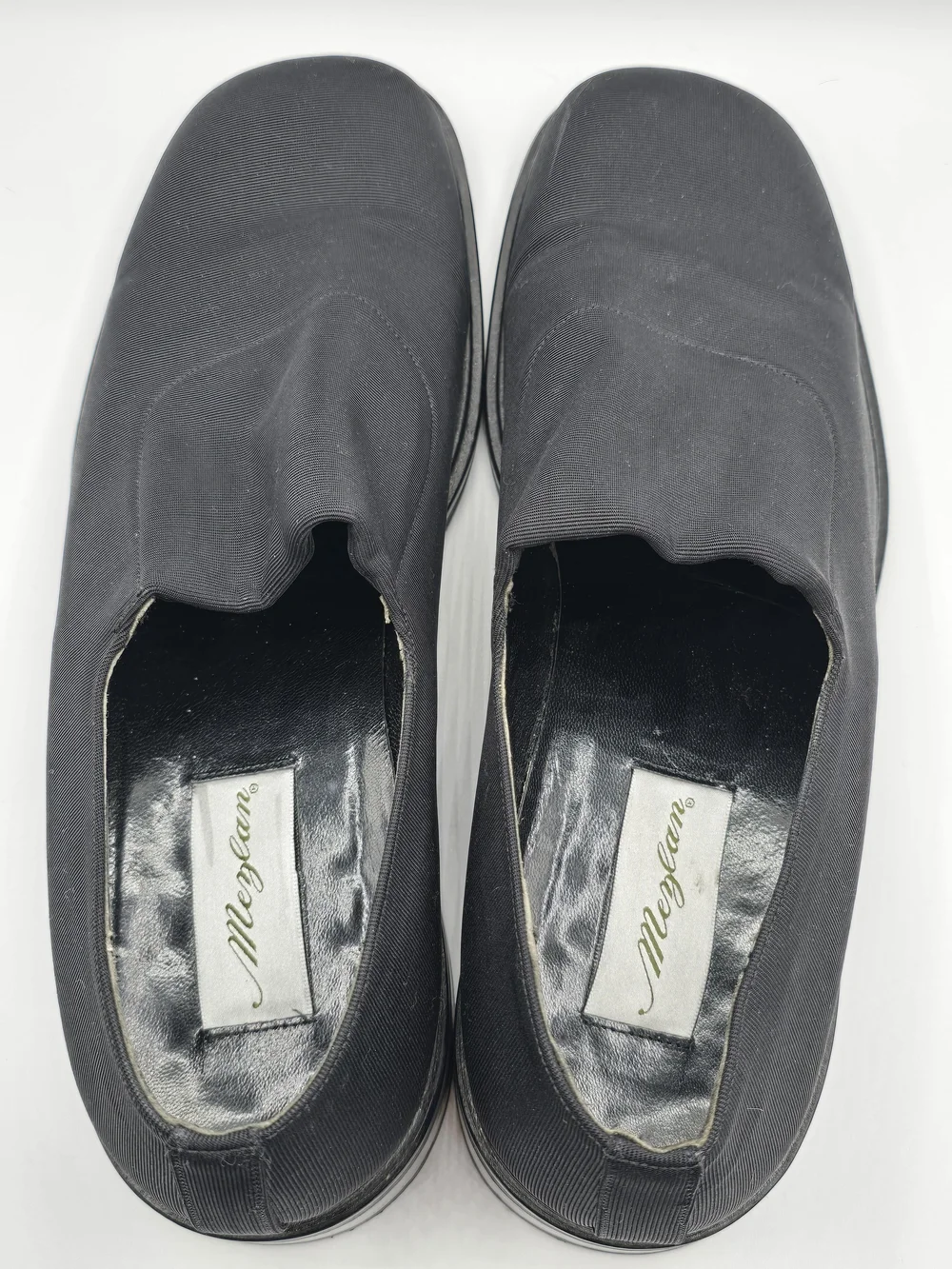 Mezlan handcrafted spain