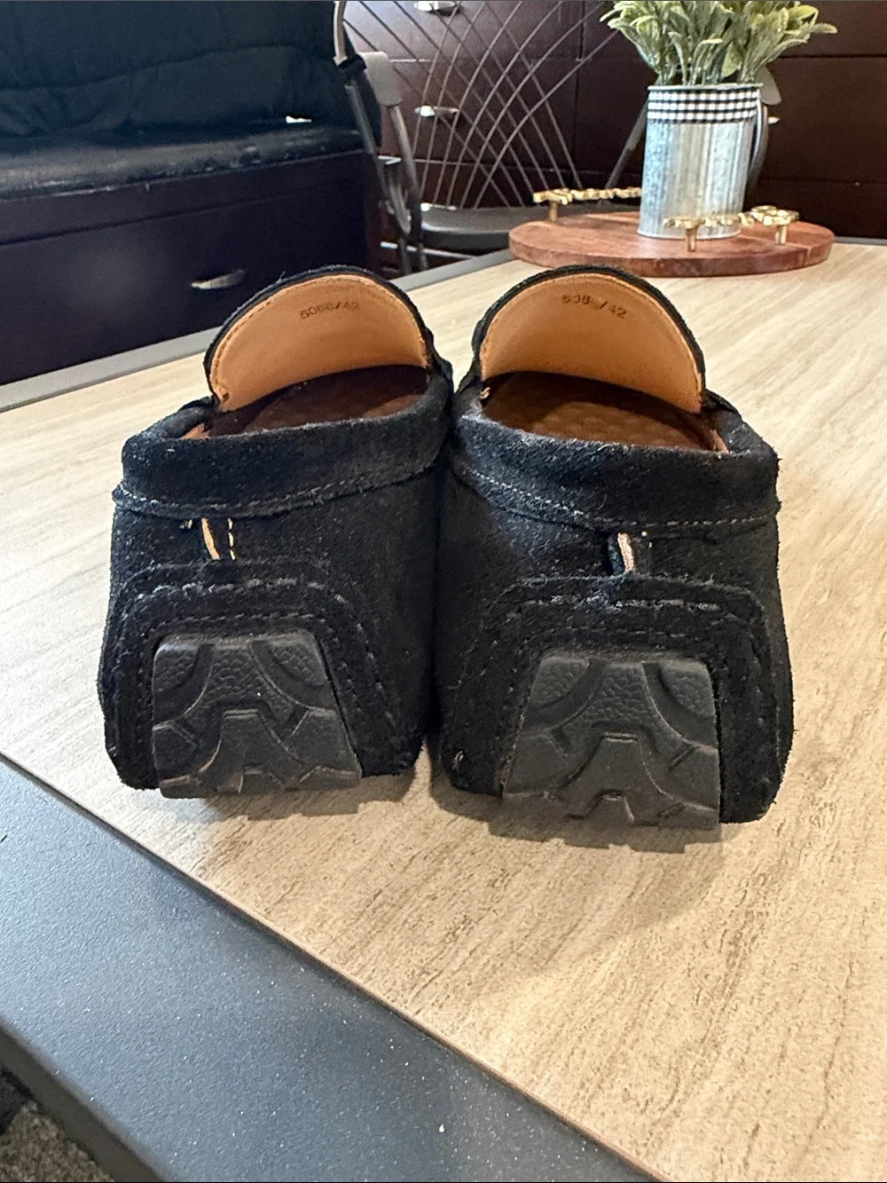 DC suede upper