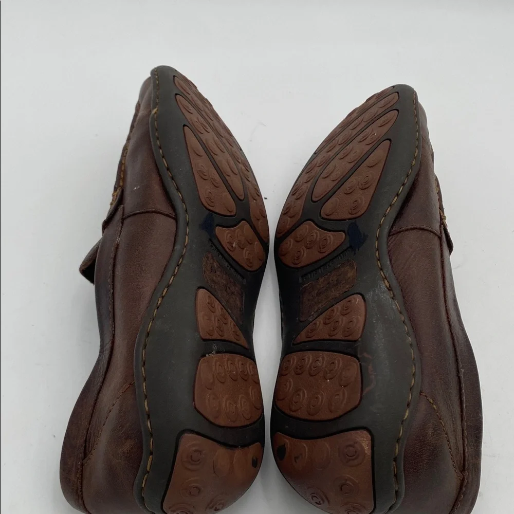 Born leather dark comfortable