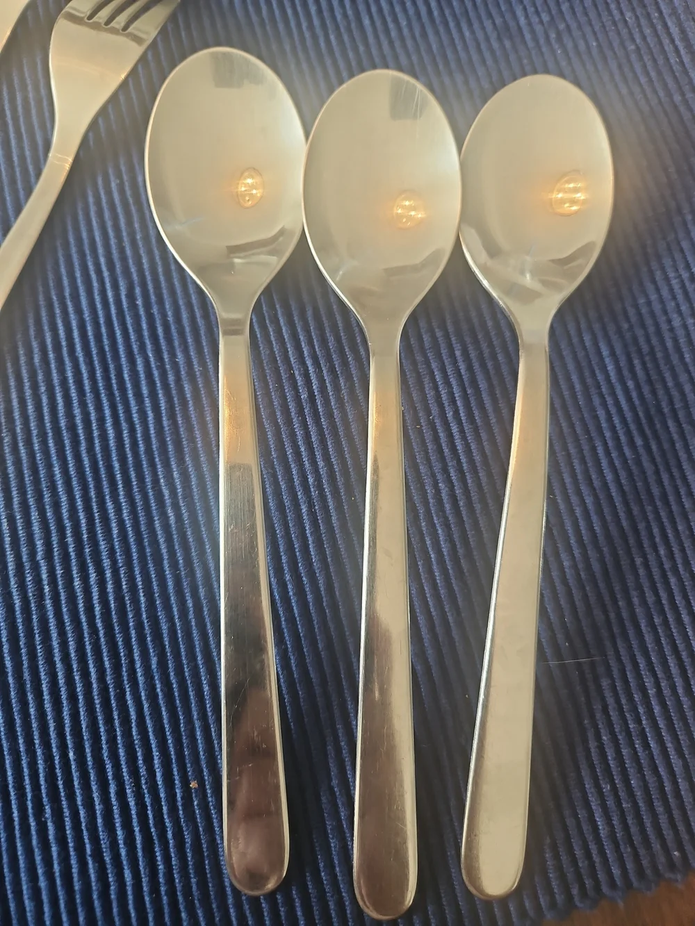 IKEA salad settings