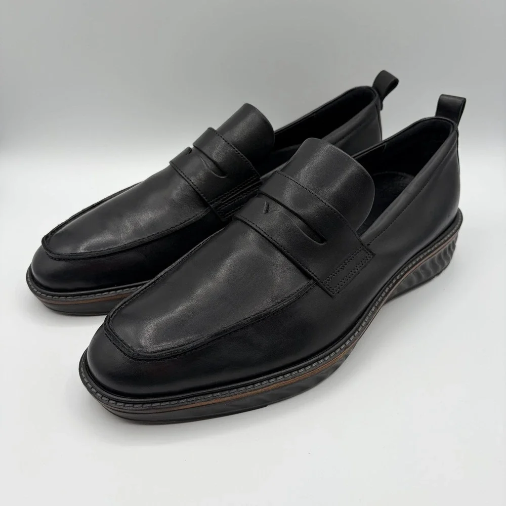Ecco mens st